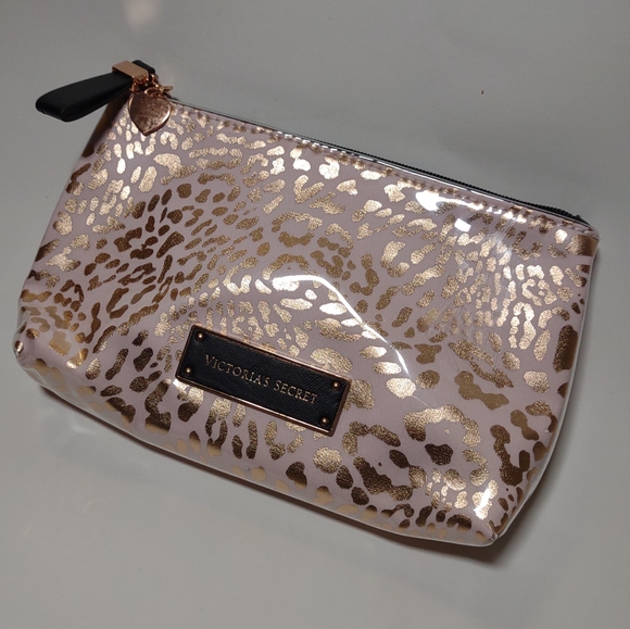 Victoria Secret Cosmetic Bag. NWOT - Picture 10 of 13